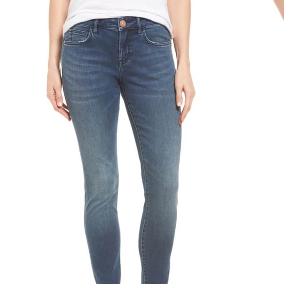 Tommy Bahama Denim - Tommy Bahama Skinny Jeans in River Wash